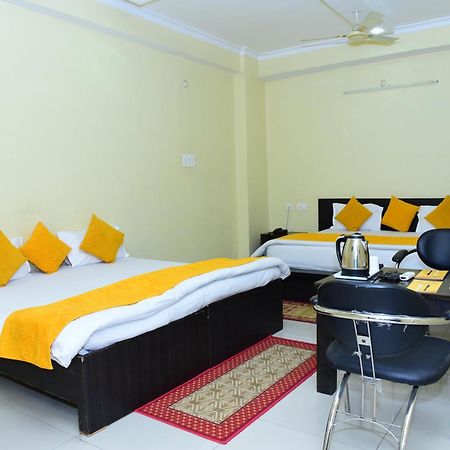 Hotel Nexus L Hotels In Charbagh Λάκναου Εξωτερικό φωτογραφία